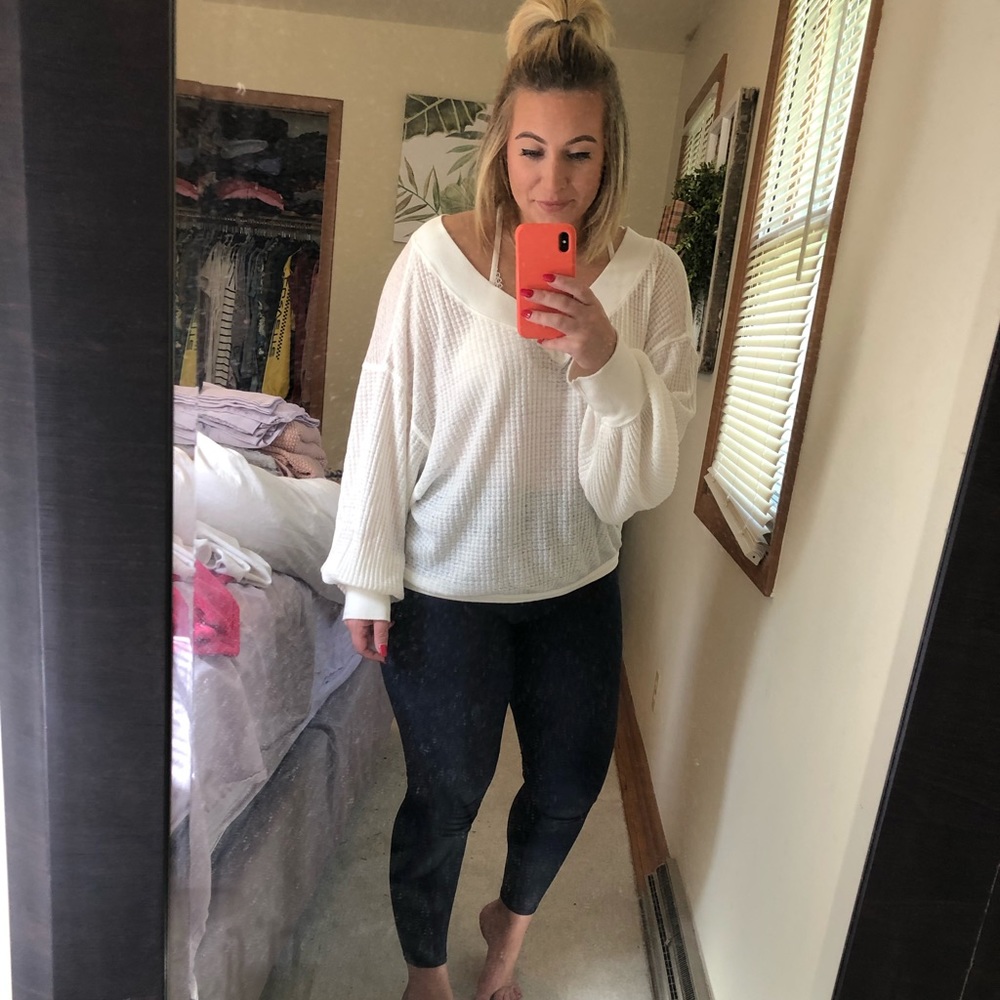 Long sleeve oversized white sweater
